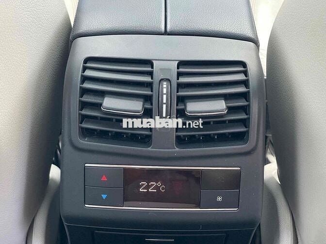 E250 AMG đen/kem 2015