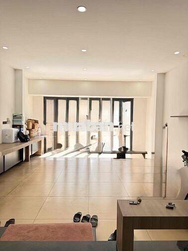 Bán nhà 3 tầng sổ hồng nội thất cao đẹp KĐT Vĩnh Điềm Trung giá 8 tỷ 5