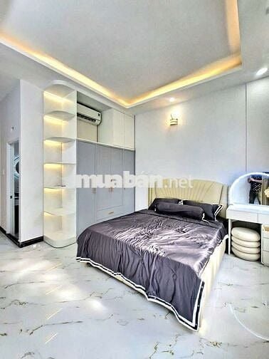 BÁN NHÀ XE HƠI CHẠY NGANG NHÀ - MẶT TIỀN HẼM CHÍNH KINH DOANH ĐƯỢC