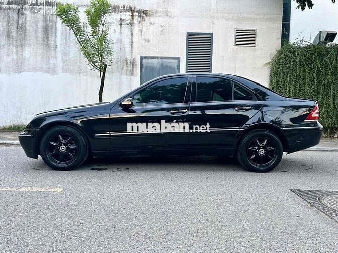 Mercedes Benz C Class 2001 C200K AT - 24000 km