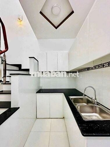 3×10.NHÀ SẠCH SẼ. KHU DÂN CƯ ĐÔNG ĐÚC. AN NINH. GẦN CHỢ.HẺM THÔNG