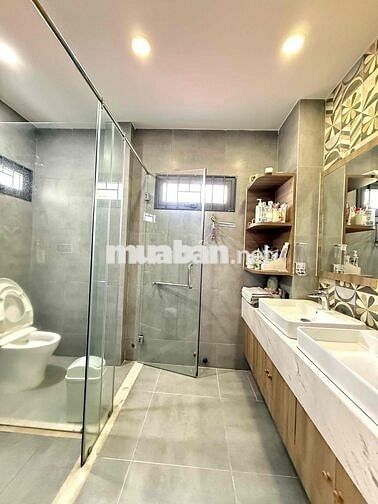 Bán nhà 3 tầng sổ hồng nội thất cao đẹp KĐT Vĩnh Điềm Trung giá 8 tỷ 5