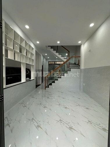 Bán nhà đẹp ngay trung tâm PN, 54m2 có shr, hẻm 6m oto, chỉ 4ty Tl 