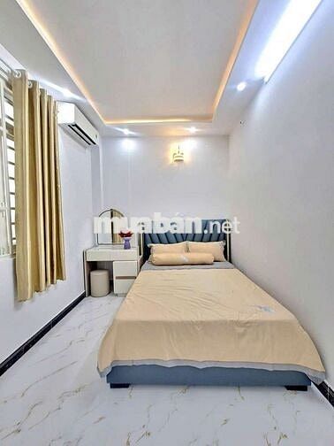 BÁN NHÀ XE HƠI CHẠY NGANG NHÀ - MẶT TIỀN HẼM CHÍNH KINH DOANH ĐƯỢC