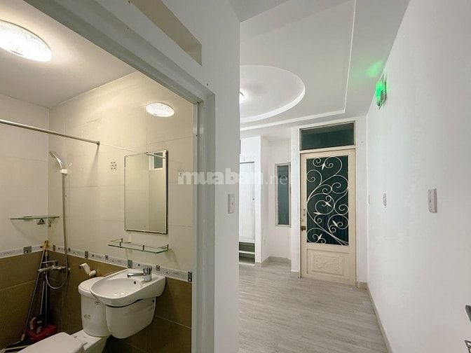 Mặt tiền thụt phú nhuận 4 tầng 4pn có sân thượng chỉ nhỉnh 7 tỷ