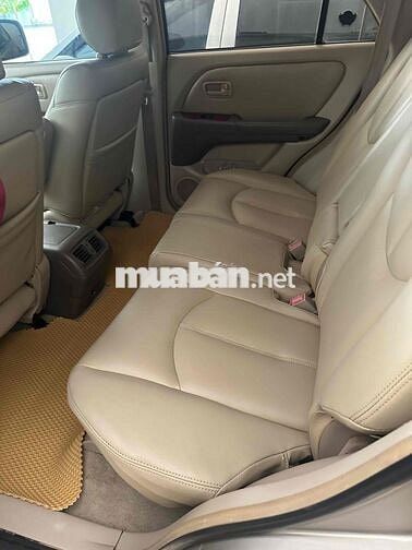 Lexus RX 300 Vàng cát 5 chỗ