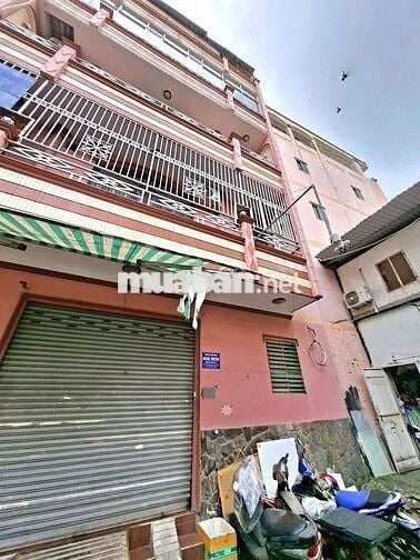 Nhà mặt tiền 1 trệt 4 lầu sân thượng, DT đất 75m2, 22 tỷ