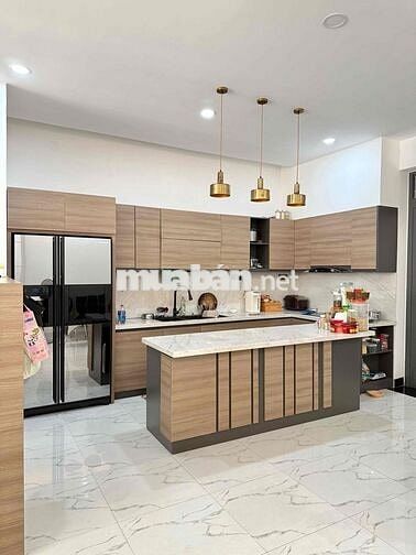 Bán nhà 3 tầng sổ hồng nội thất cao đẹp KĐT Vĩnh Điềm Trung giá 8 tỷ 5