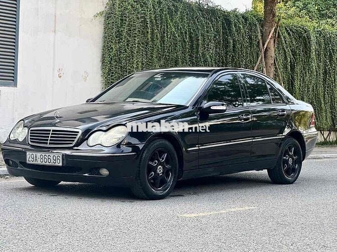 Mercedes Benz C Class 2001 C200K AT - 24000 km