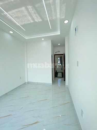 Nhà Phố 3 Lầu, Mới 100% Hẽm 6m cách V.V.Kiệt-A.D.Vương 500m, SHR
