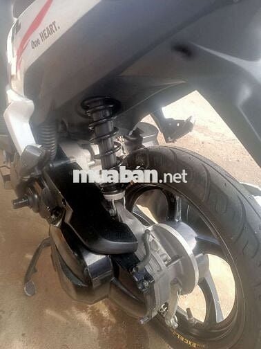 Yamaha Luvias Fi 2016 Trắng