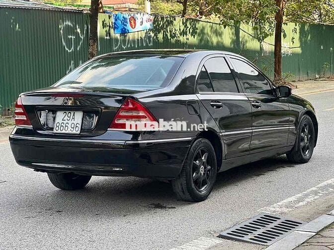 Mercedes Benz C Class 2001 C200K AT - 24000 km