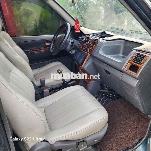 Mitsubishi Jolie Xanh đen 7 chỗ