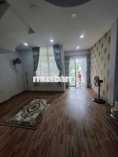 Cho thuê nguyên căn 3 tầng 5×16 kdc đồng bộ gần vòng xoay An Lạc