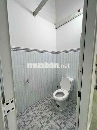 cho thuê nhà nguyên căn, nhà trống vào ở liền 10 trđ/ tháng