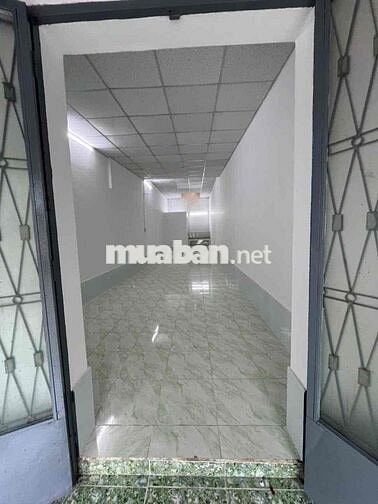 cho thuê nhà nguyên căn, nhà trống vào ở liền 10 trđ/ tháng