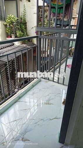 Nhà Quận Bình Tân hẻm xe hơi khu Lê Văn Quới giá rẻ