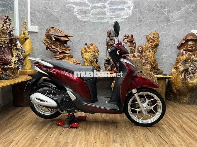 👉Sh mode biển SG có cccd chủ máy móc zin êm