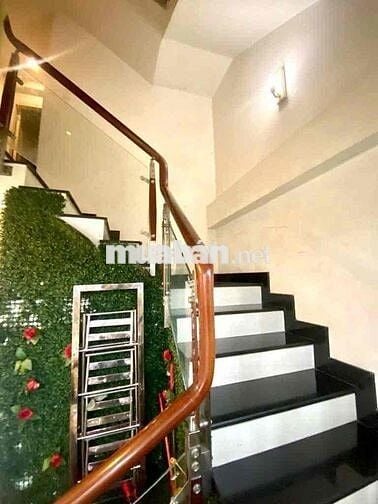 Nhà 5 lầu mặt tiền vip đường 3/2 q11 (3,5m x 15m) kd - cho thuê