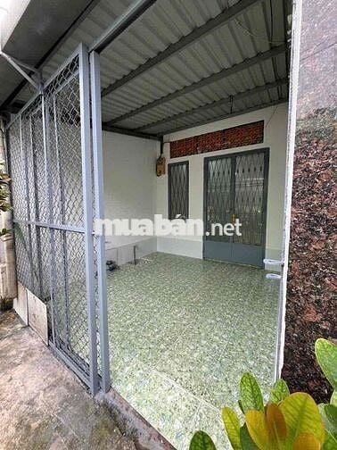 cho thuê nhà nguyên căn, nhà trống vào ở liền 10 trđ/ tháng