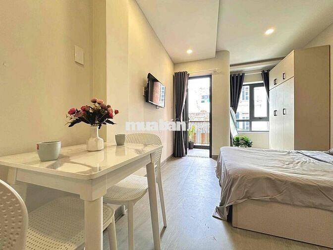 STUDIO BAN CÔNG ✨ FULL NỘI THẤT MỚI TOANH 🛋️ GẦN ĐH VĂN LANG – CÔNG