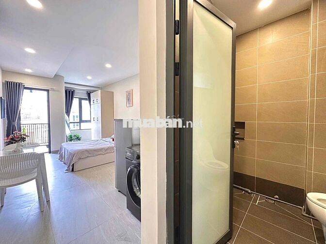 STUDIO BAN CÔNG ✨ FULL NỘI THẤT MỚI TOANH 🛋️ GẦN ĐH VĂN LANG – CÔNG