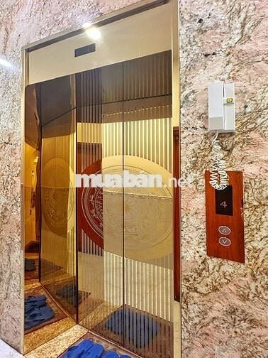 BÁN GẤP TÒA CHDV 9x19 GIA ĐÌNH Ở NHƯ BIỆT THỰ VÀ THU NHẬP 120TR/THÁNG