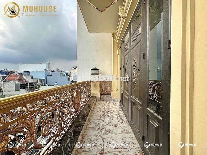 🔥TRỐNG SẴN SIÊU PHẨM BAN CÔNG CÓ THANG MÁY🔥