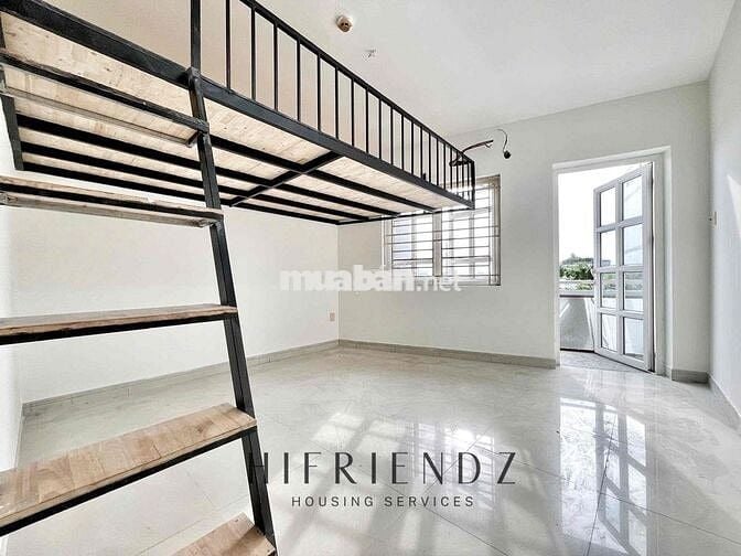 PHÒNG TRỌ CÓ GÁC BAN CÔNG SIÊU RỘNG 40m2 CỰC RẺ GẦN ĐẠI HỌC VĂN HIẾN