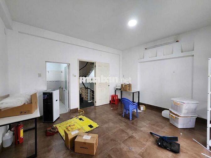 NHÀ MẶT ĐƯỜNG 8M KDC HỒNG LONG CỰC RỘNG