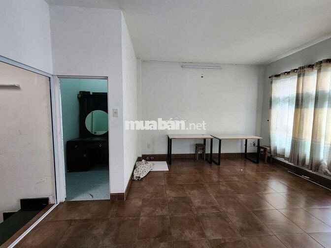 NHÀ MẶT ĐƯỜNG 8M KDC HỒNG LONG CỰC RỘNG