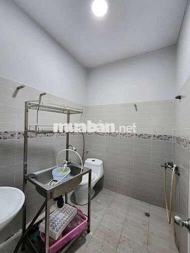 NHÀ MẶT ĐƯỜNG 8M KDC HỒNG LONG CỰC RỘNG