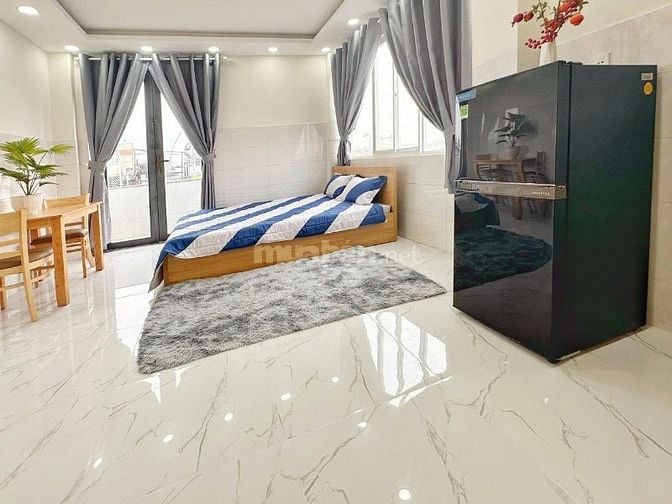 BÁN GẤP TÒA CHDV 9x19 GIA ĐÌNH Ở NHƯ BIỆT THỰ VÀ THU NHẬP 120TR/THÁNG