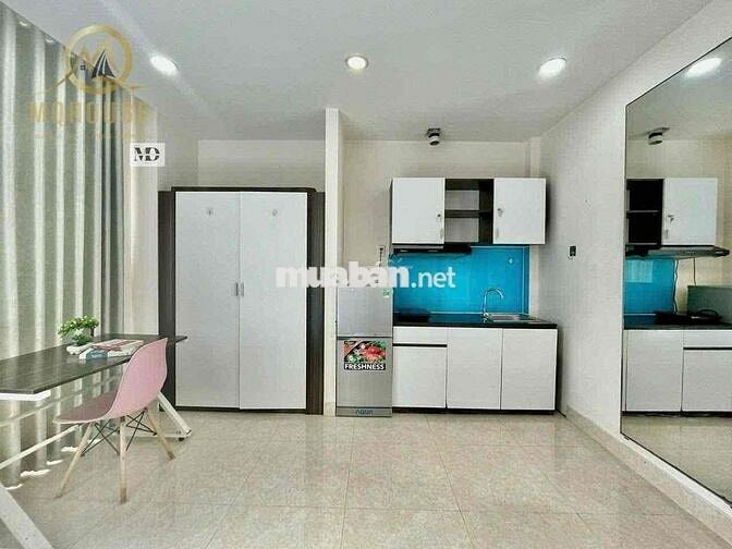 Cho thuê studio cửa sổ đón sáng gần chợ Tân Định ở Thạch Thị Thanh Q1