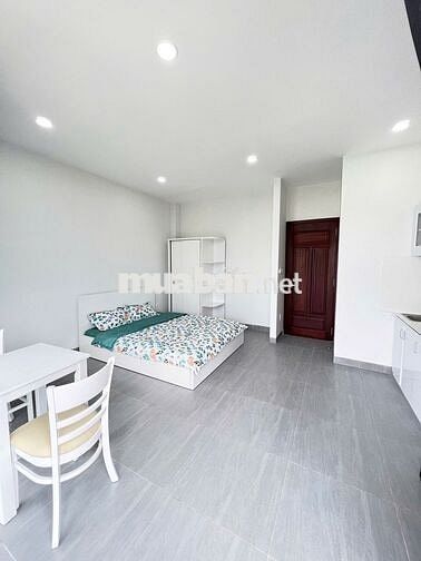 Cho Thuê CHDV Ban Công Hoàng Sa Quận 3