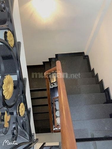 Bán nhà mặt tiền Nguyễn Thượng Hiền, Phú Nhuận 3 tầng. Giá 10.5 tỷ