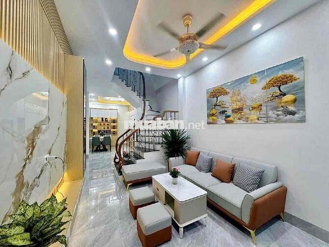 Bán nhà phố Khương Hạ, full nội thất sịn đẹp, view hồ