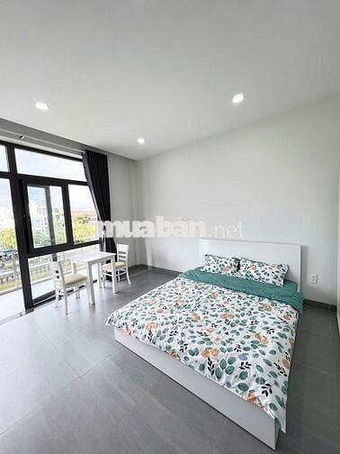 Cho Thuê CHDV Ban Công Hoàng Sa Quận 3