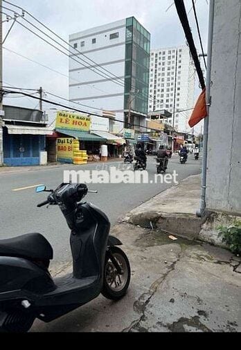 CHO THUÊ NHÀ MẶT TIỀN BÌNH LONG -PHÚ THẠNH DT4,2*20M TRỆT LỮNG