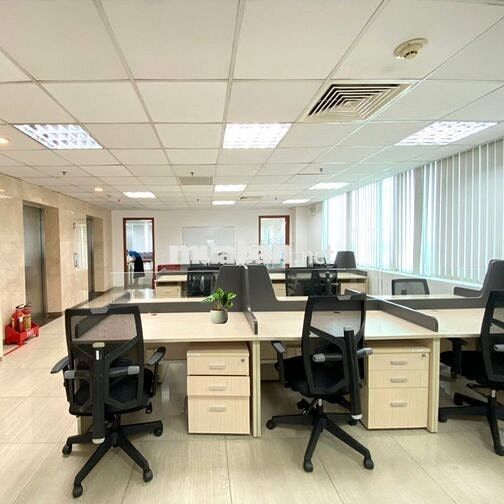 Văn Phòng Cho Thuê Mặt Tiền Đường Cộng Hoà, Kế Bên Lotte