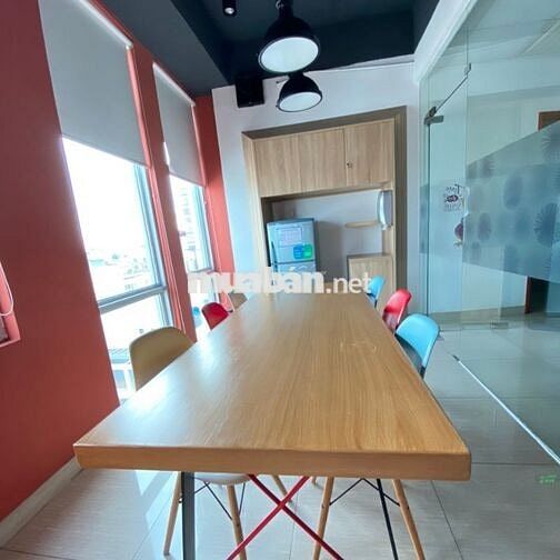 Văn Phòng Cho Thuê Mặt Tiền Đường Cộng Hoà, Kế Bên Lotte