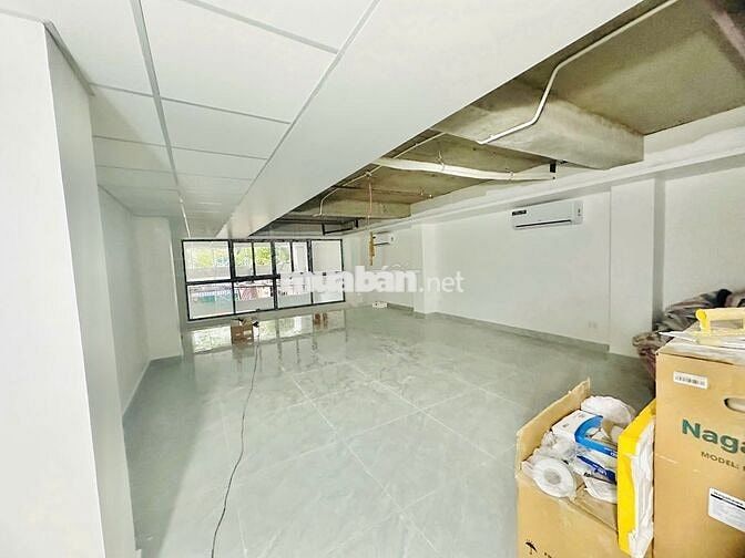 SIÊU PHẨM NHÀ ỐP KÍNH CÓ HẦM – 312C Cộng Hoà,P.12–TB– SD: ~650m²