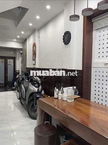 1/ Q1 - KHÔNG LỘ GIỚI- 45M2 - 5PN - CHỈ 10.9 TỶ (~250TR/M2)