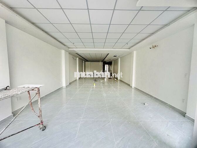 SIÊU PHẨM NHÀ ỐP KÍNH CÓ HẦM – 312C Cộng Hoà,P.12–TB– SD: ~650m²