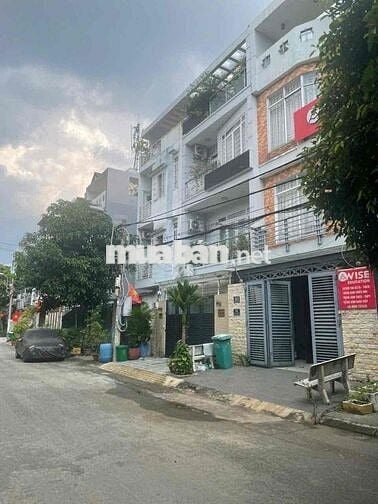 Phòng toilet riêng 25m2 bao hết bills trong nhà lầu nguyên căn