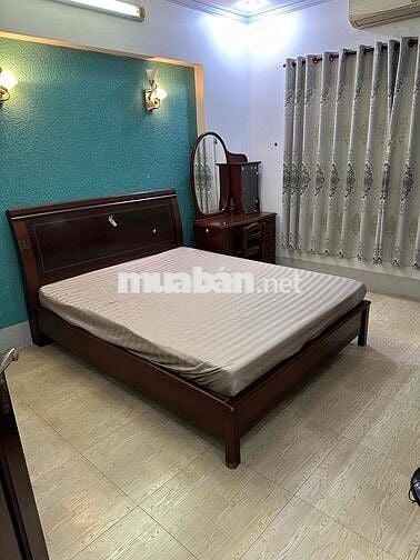 Phòng toilet riêng 25m2 bao hết bills trong nhà lầu nguyên căn