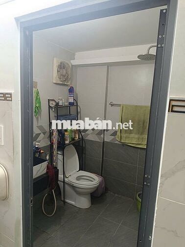 Bán nhà 2 tầng Q12 Nguyễn Văn Quá Chỉ 4,3 tỷ SHR Dt: 100m2 , Bán Gấp !