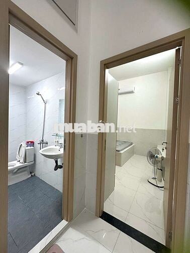 CHO THUÊ NHÀ MẶT TIỀN 45M2 1 PHÒNG NGỦ FULL NỘI THẤT HẺM 391 Đ 30/4