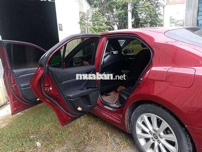 Toyota Camry 2020 2.0G 63000 km Đỏ