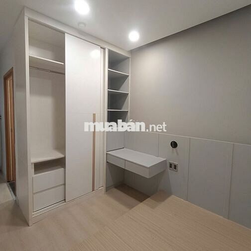 cần bán gấp căn hộ 2PN-2WC,nhà đẹp,sổ hồng sẵn,giá bán 2 tỷ230